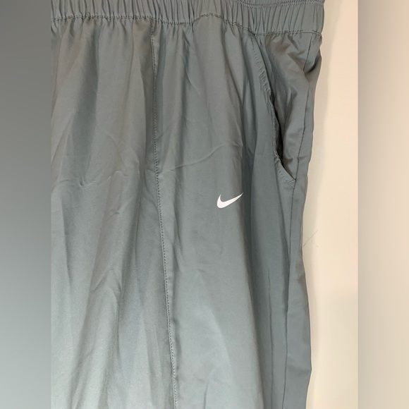 Nike Women Pants Size 3X - Picture 4 of 6